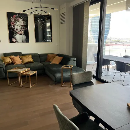 Appartamento Bw Terrace Floor With River View & Self Check-in Belgrado