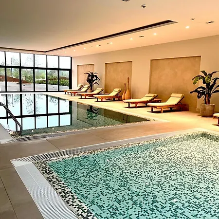 Bw Terrace Floor With River View & Self Check-in Appartamento